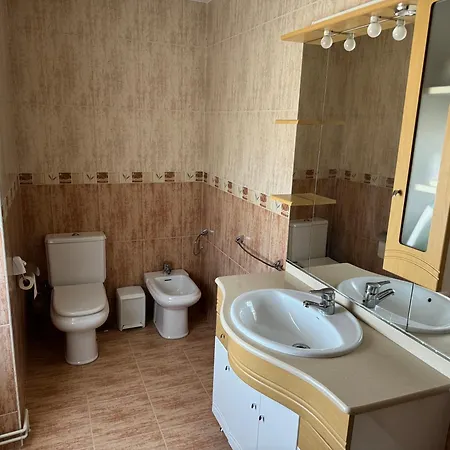 Con Barbacoa Y Juegos