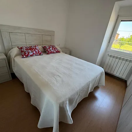 Vakantiehuis Con Barbacoa Y Juegos Negreira