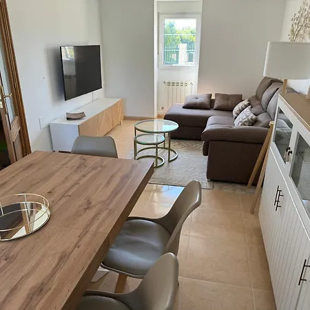 Con Barbacoa Y Juegos Vakantiehuis